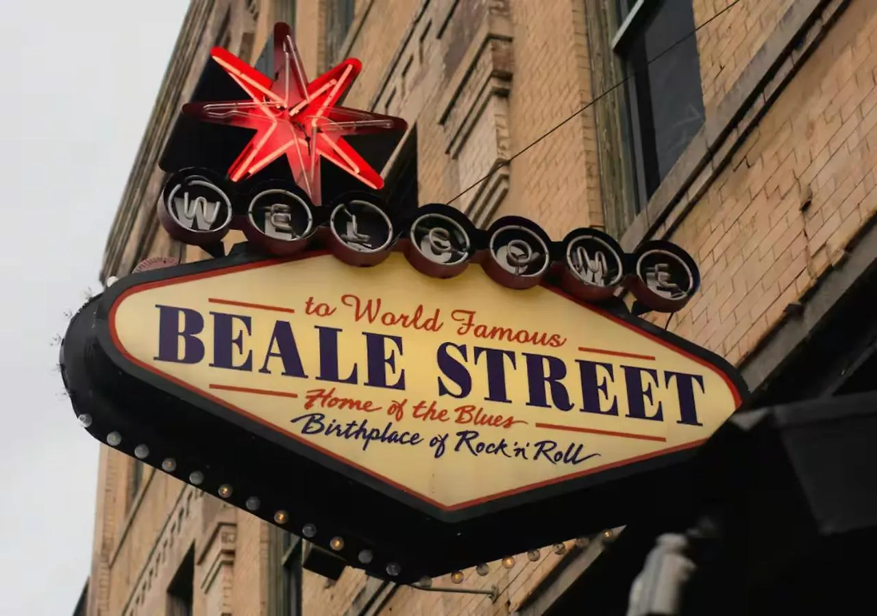 Apartament 12 Minutes To Elvis, Classic 1900S Revitalized Memphis
